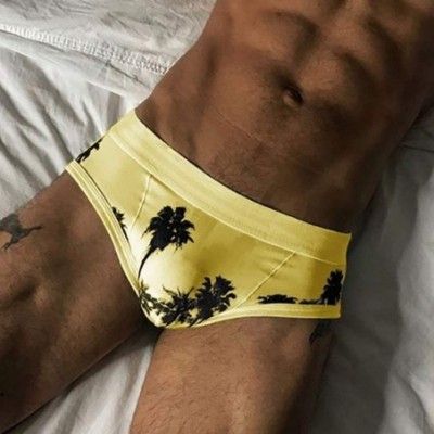 Boxer Briefs Summer Men's Sexy Printed Underwear Men's Beach Swimming Underwear - Yellow - CH18SYUCM4D